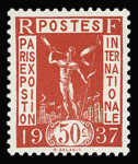 N° 325A 50c rouge carminé, centrage parfait, fraîcheur