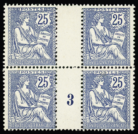 N° 127 25c bleu en bloc de 4 avec millésime 3, trace