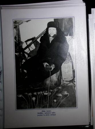 1937-69, RUSSIAN EXPEDITIONS TO THE POLES: Attractive