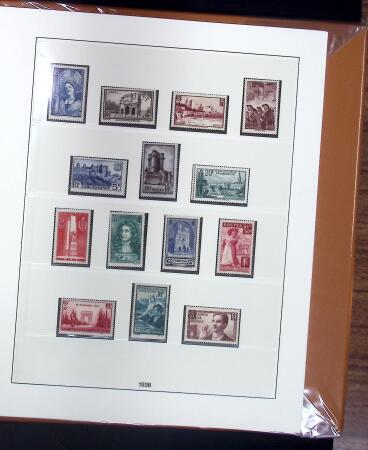 1849-1971 Collection en 3 albums en neufs et en oblitérés