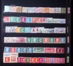 1852-1982 Collection d'oblitérés et stock en 3 classeurs,