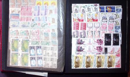 1852-1982 Collection d'oblitérés et stock en 3 classeurs,