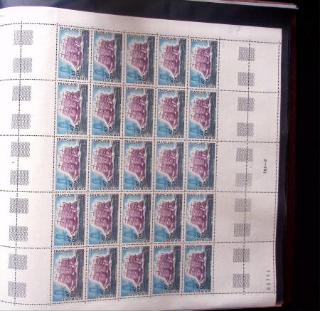 1961-1974 Collection de feuille entière CFA,  en 2