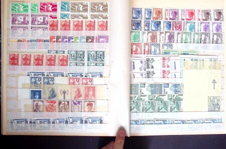 1892-1949 Old-time collection in 8 stock books & miscelleanous,