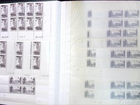 1947-48 Collection sur la thématique de la Place