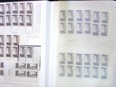 1947-48 Collection sur la thématique de la Place