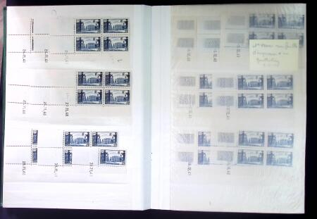 1947-48 Collection sur la thématique de la Place