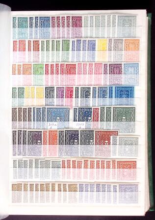 1864-1986, Mint collection of Austria in stockbook,