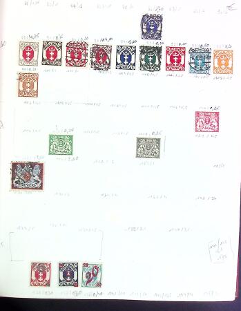 1880-1980, Mint and used all-world collection in six