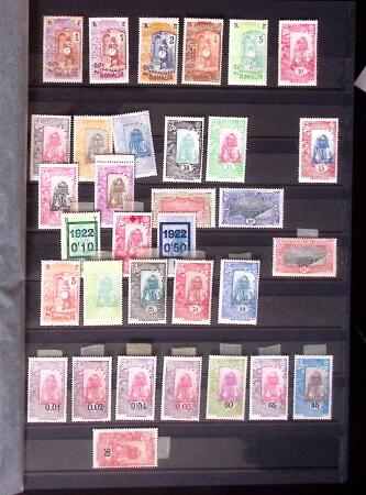 1894-1966, Collection principalement neuve en un album,