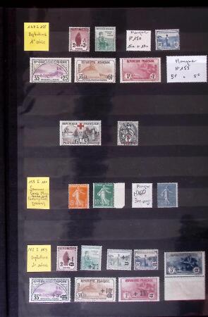 1900-95, Belle collection de France en neuf classeurs,