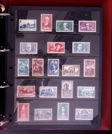 c1930-2004, Collection de France en six classeurs,