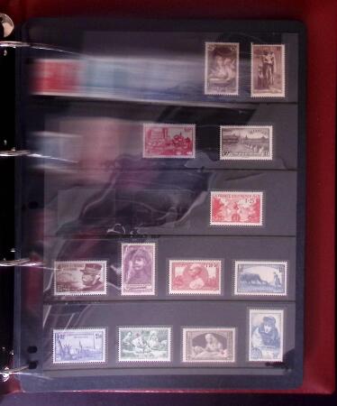 c1930-2004, Collection de France en six classeurs,