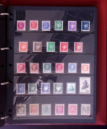 c1930-2004, Collection de France en six classeurs,