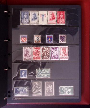 c1930-2004, Collection de France en six classeurs,