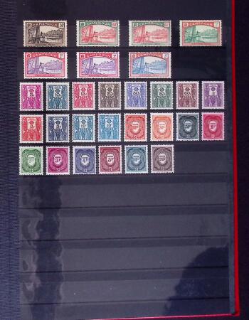 Collection de neuf sans charnière entre le n° 8 et