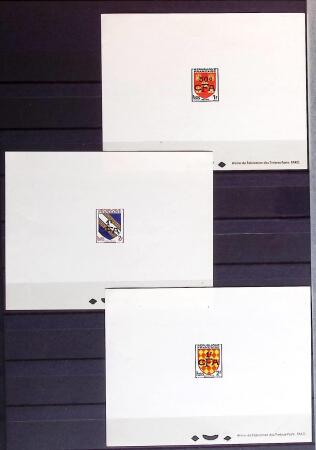 Collection de neuf sans charnière, entre le n° 17