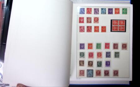 1962 Ensemble important en 10 albums et une boite avec