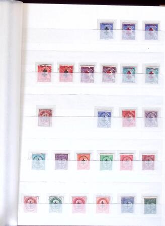 1940-45, LIBÉRATION: Très beau lot en quatre classeurs,