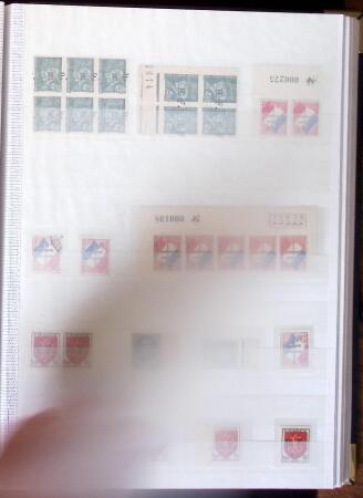 1940-45, LIBÉRATION: Très beau lot en quatre classeurs,