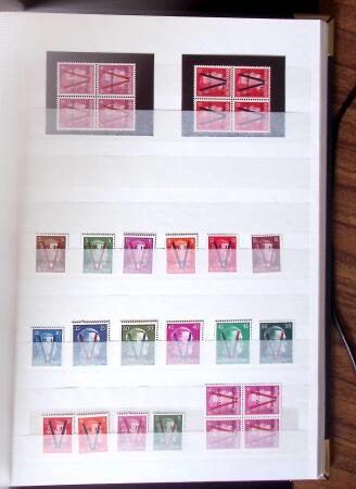 1940-45, LIBÉRATION: Très beau lot en quatre classeurs,
