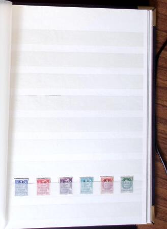 1940-45, LIBÉRATION: Très beau lot en quatre classeurs,