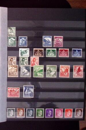 1880-2001 All-world collection in 54 albums and stockbooks