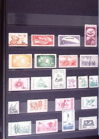 1880-2001 All-world collection in 54 albums and stockbooks