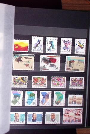 1880-2001 All-world collection in 54 albums and stockbooks