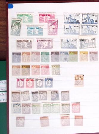 1859-1980 Collection des colonies de A à Z  en 7 albums