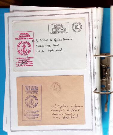 1964-2010 8 beaux classeurs de Poste Navale: porte-hélicoptères