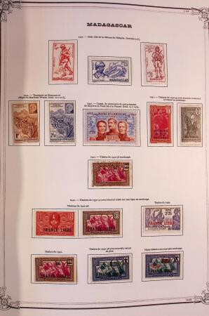 Collection de timbres d'Algérie en 1 album, MADAGASCAR