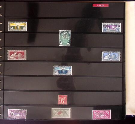 1849-1968 Collection en deux albums Safe dont 136**,