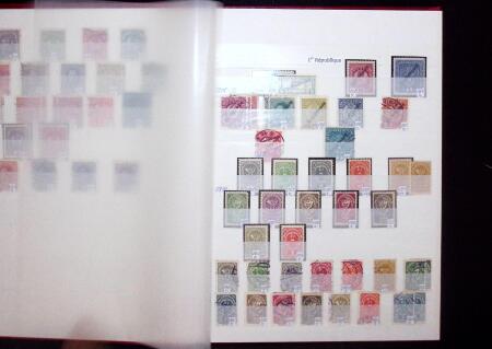 1850-1960 Small collection of Austria in two stockbooks,
