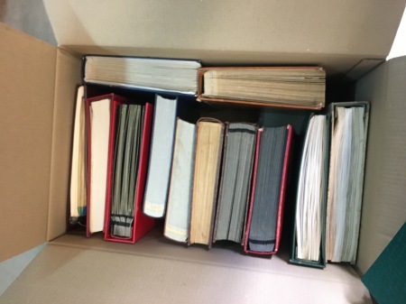 1850-1990 All-world selection in 8 boxes and 21 stockbooks