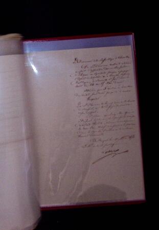 1646-1850 Ensemble classé en une boite , 1 gros classeur,