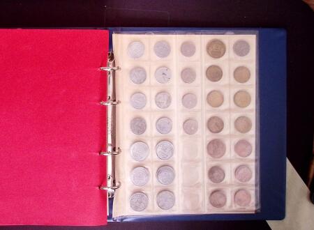 Pieces 200-1999 Collection de pièces et billets en