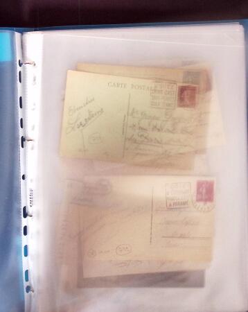 1911-1970 2 classeurs réunissant les différentes