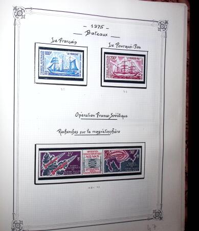 1948-1977 Jolie petite collection avec des timbres