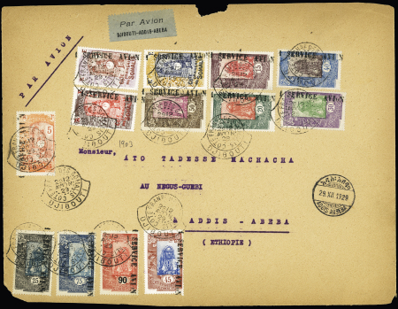 Côte des Somalis n°83 à 85 + 88 + 90 + 93 + 94 + 115 + 127 surchargés "1 service avion" OBL CAD à collerette "Côte française des Somalis Djibouti" (29.12.1929) sur une grande lettre pour Addis-Adeba (Muller n°1).