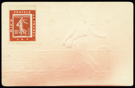 N°138 neuf sur porte-timbre rouge "Dieu protège la France" sur carte postale maximum neuve représentant la Semeuse. TB
