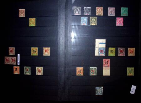 Collection de neufs sans charnière avec qq Type Groupe