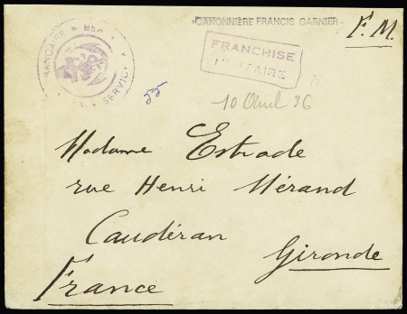 Lettre avec petite griffe bleue "Canonnière Francis Garnier" + griffe violette encadrée "franchise militaire", au verso mention manuscrite "Flotille du Yang Tsé Kiang" (1938). TB