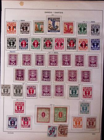 Collection surtout de timbres neufs de DANTZIG, plus