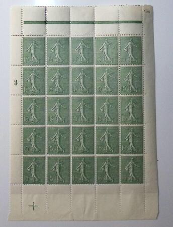 N° 130 15c Semeuse lignée en panneau complet de 25