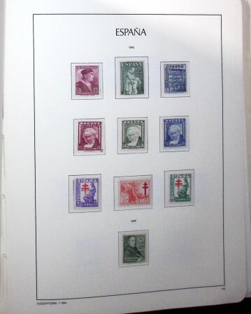 1944-1975 Mostly mint never hinged balanced stock of