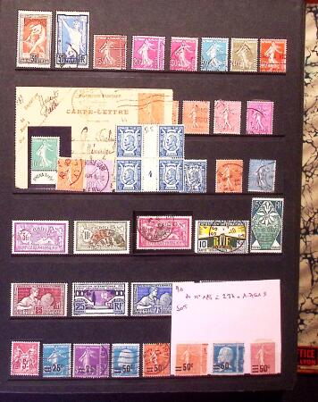 1849-1994 Collection de neufs et d'obl. en 2 classeurs,