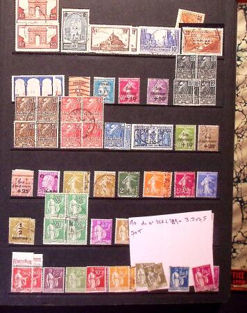 1849-1994 Collection de neufs et d'obl. en 2 classeurs,