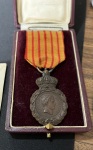Médaille de Saint Hélène 1821 dans un boitier avec