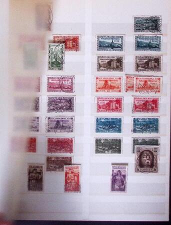 1920-55 Collection de neufs et oblitérés en 1 classeur